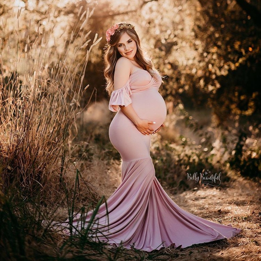 Maternity gown